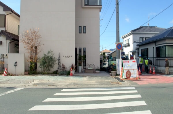 色を失う出来事 ミネ美容室さんの思い出 ブログ ディクタ建築事務所 設計事務所と創る注文住宅 色を失う出来事 ミネ美容室さんの思い出 ブログ ディクタ建築事務所 設計事務所と創る注文住宅