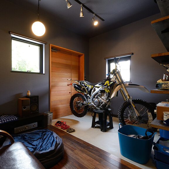 オフロードバイク,趣味の部屋,バイクガレージ