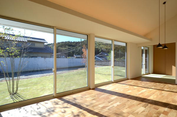石巻平野町の家（豊橋）竣工写真 LDK+和室