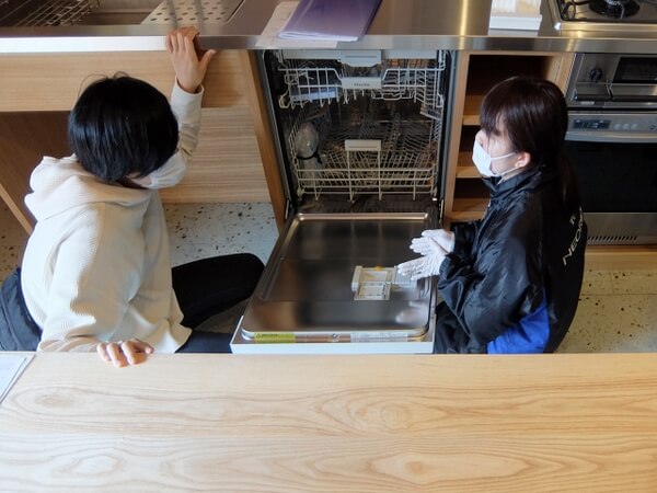 赤坂台の家_竣工写真 大型食洗機